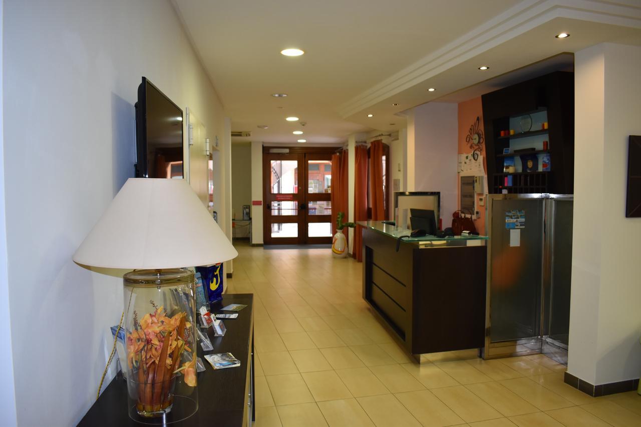 Hotel Il Portico 파뷔냐나도 외부 사진