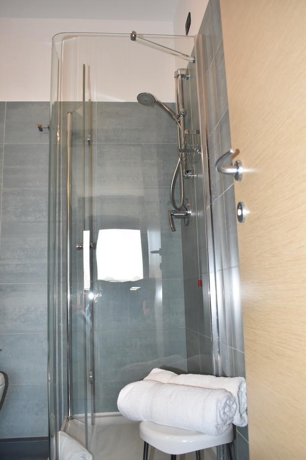 Hotel Il Portico 파뷔냐나도 외부 사진