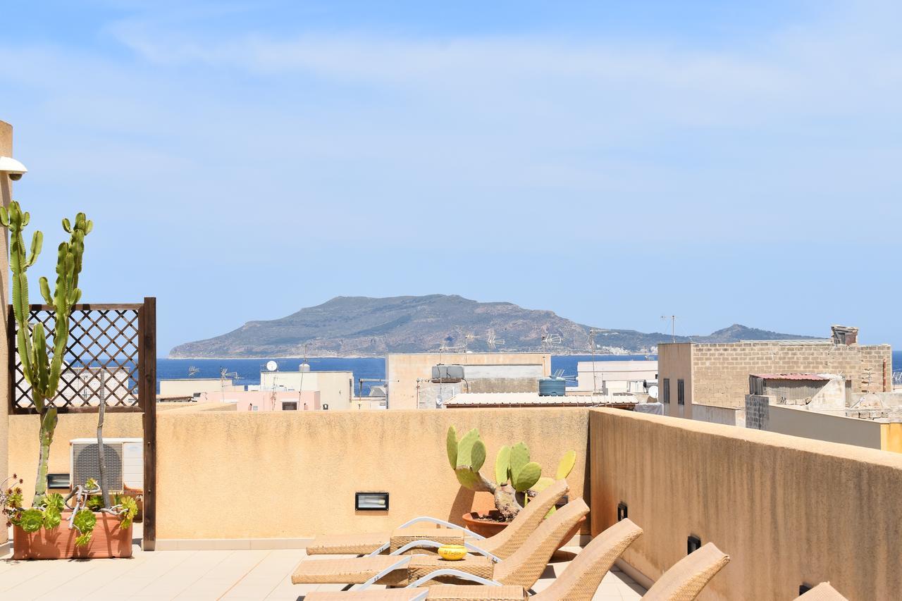 Hotel Il Portico 파뷔냐나도 외부 사진